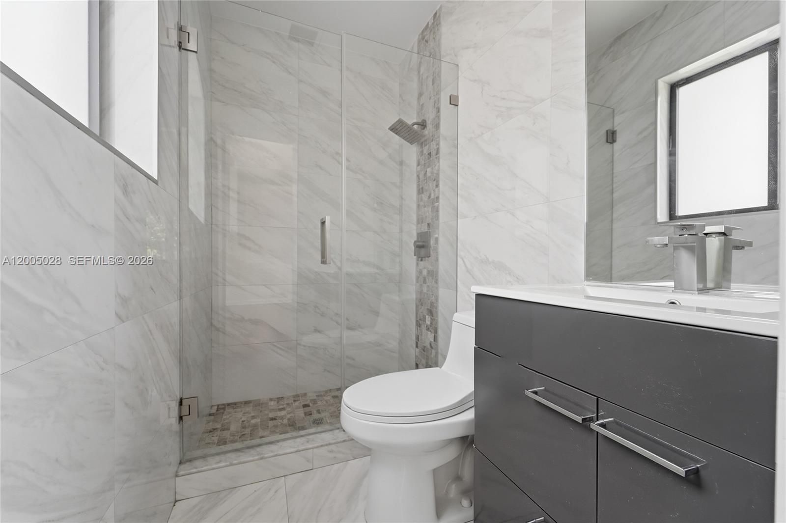 1020 3 / 3 2123 sq. ft. $ 2026-04-21 0 Photo