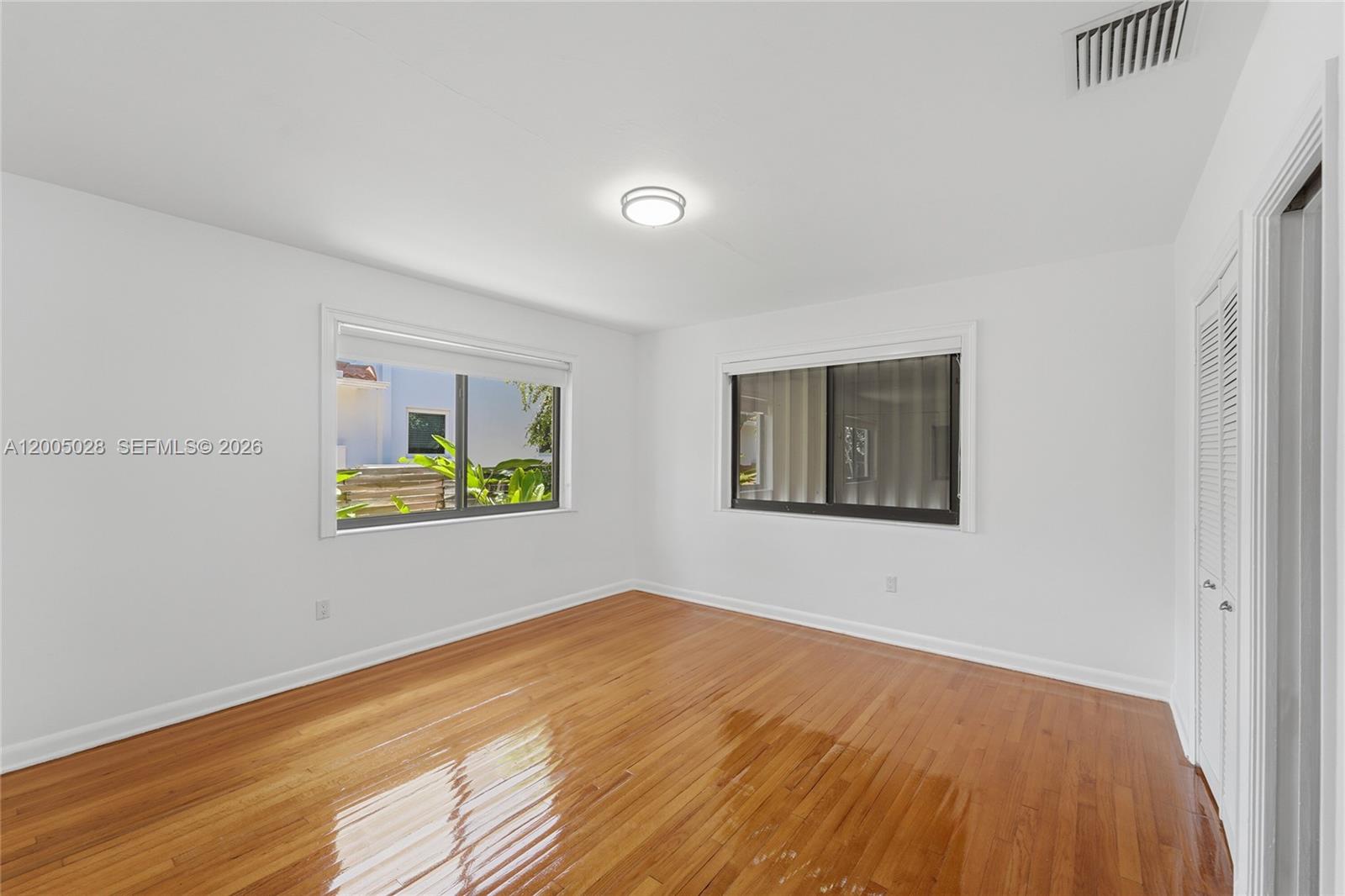 1020 3 / 3 2123 sq. ft. $ 2026-04-21 0 Photo