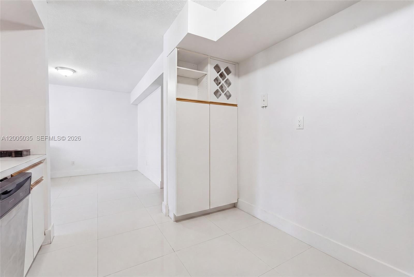 Photo of 19195 Mystic Pointe Dr  #604, Aventura, Florida, 33180 - 