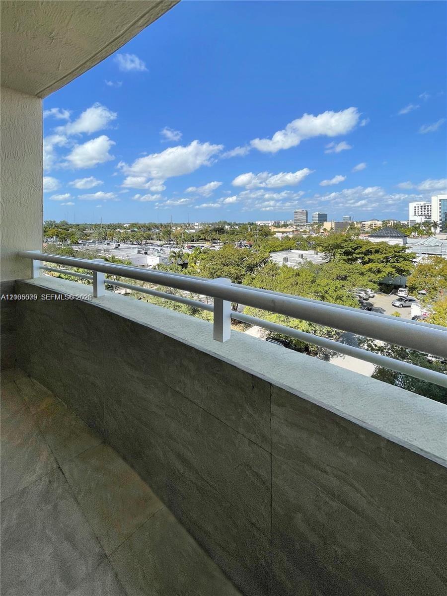 Photo of 18800 29th Ave  #502, Aventura, Florida, 33180 - 