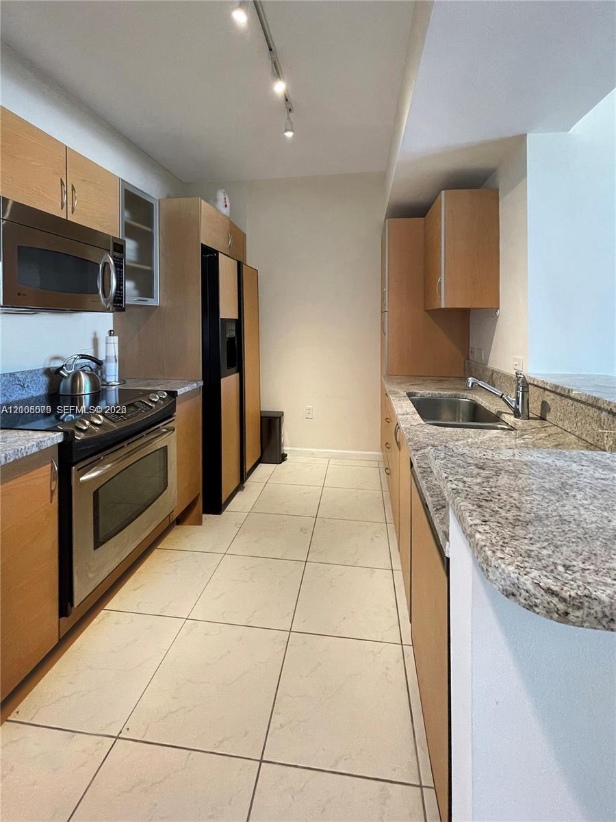 Photo of 18800 29th Ave  #502, Aventura, Florida, 33180 - 