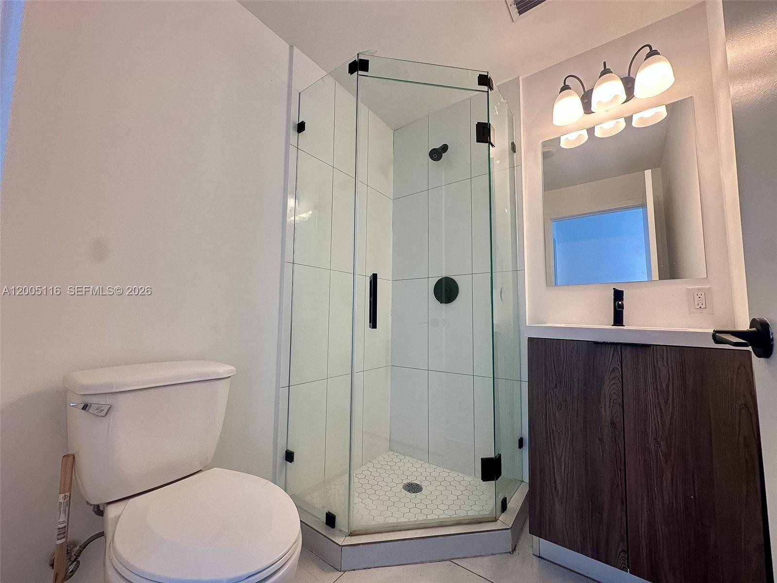 26126 4 / 3 1398 sq. ft. $ 2026-04-21 0 Photo