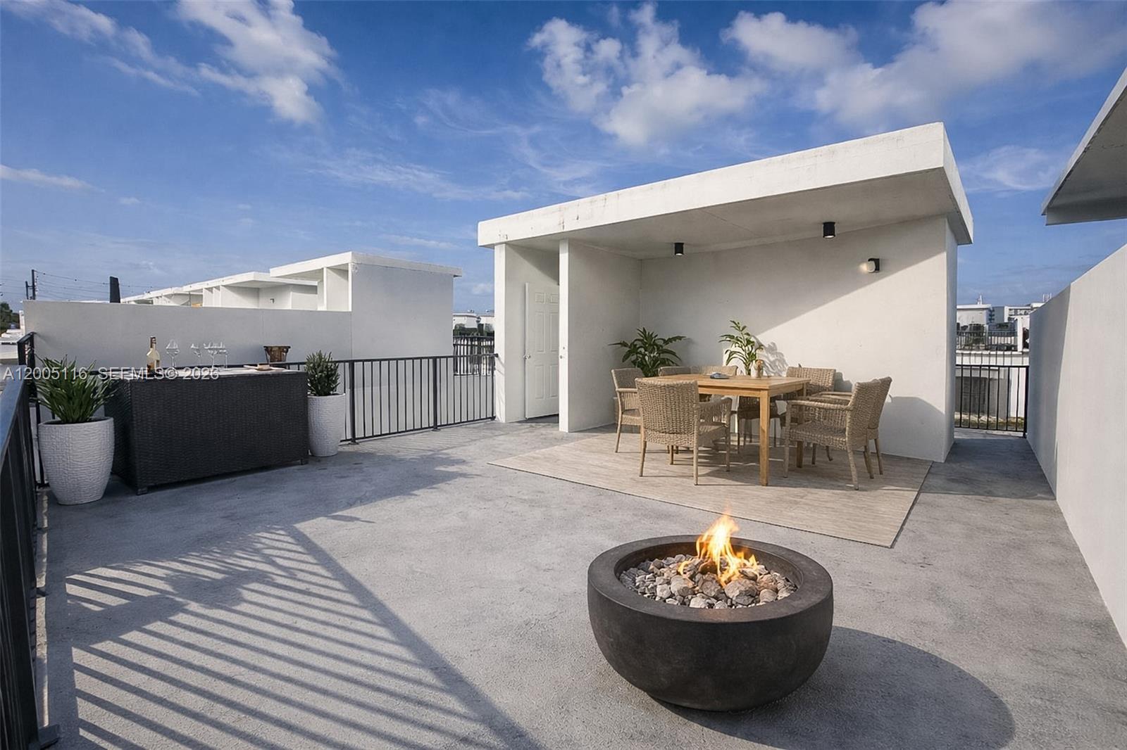 26126 4 / 3 1398 sq. ft. $ 2026-04-21 0 Photo