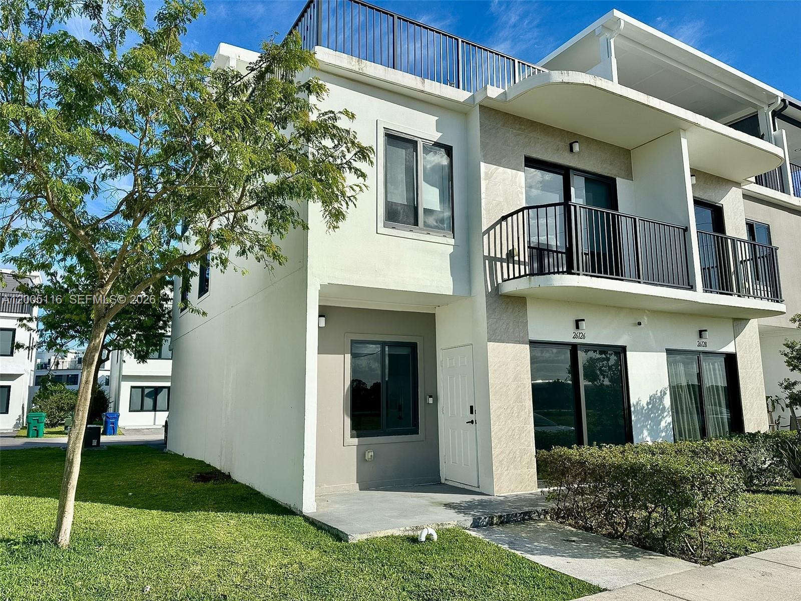 26126 4 / 3 1398 sq. ft. $ 2026-04-21 0 Photo