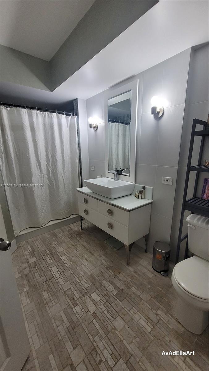 Photo of 17125 Bay Rd  #3505, Sunny Isles Beach, Florida, 33160 - 