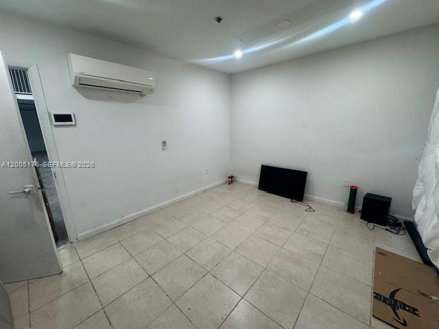 18  /   sq. ft. $ 2026-04-30 0 Photo