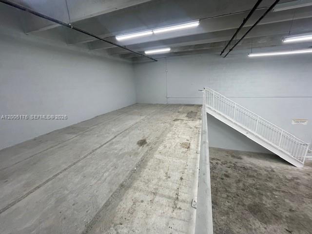 18  /   sq. ft. $ 2026-04-30 0 Photo