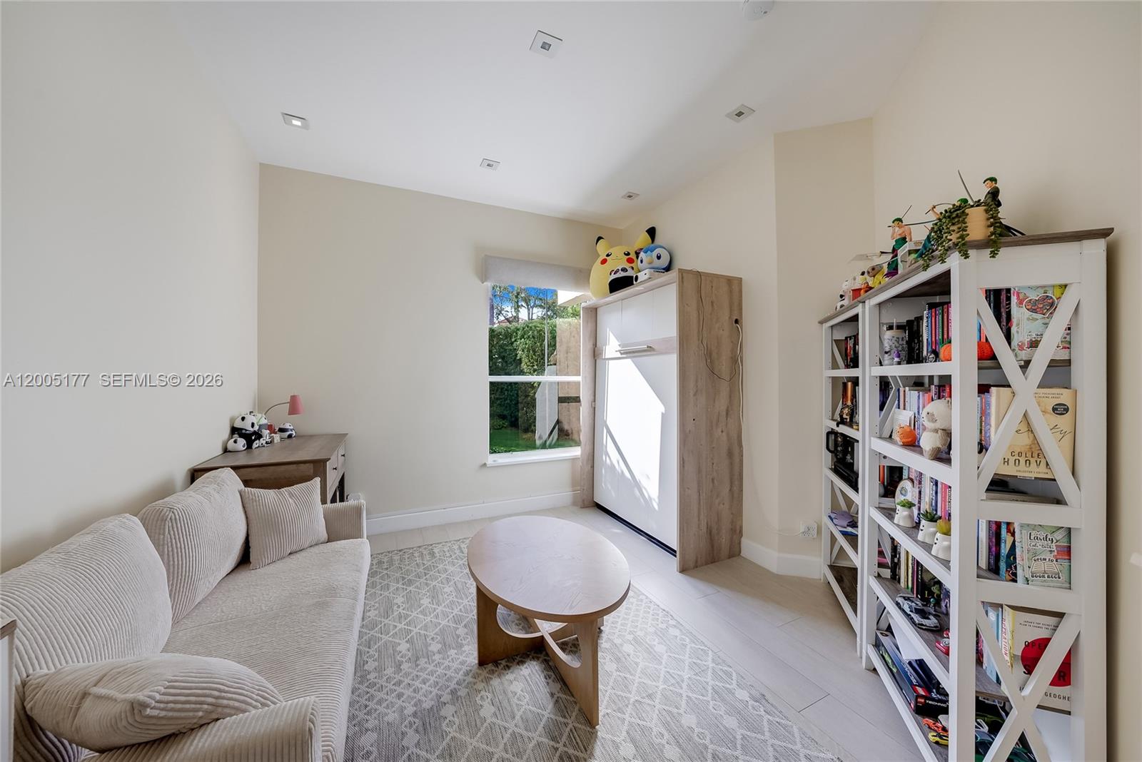 Photo of 1366 Harbor Vw W  (1366), Hollywood, Florida, 33019 - 