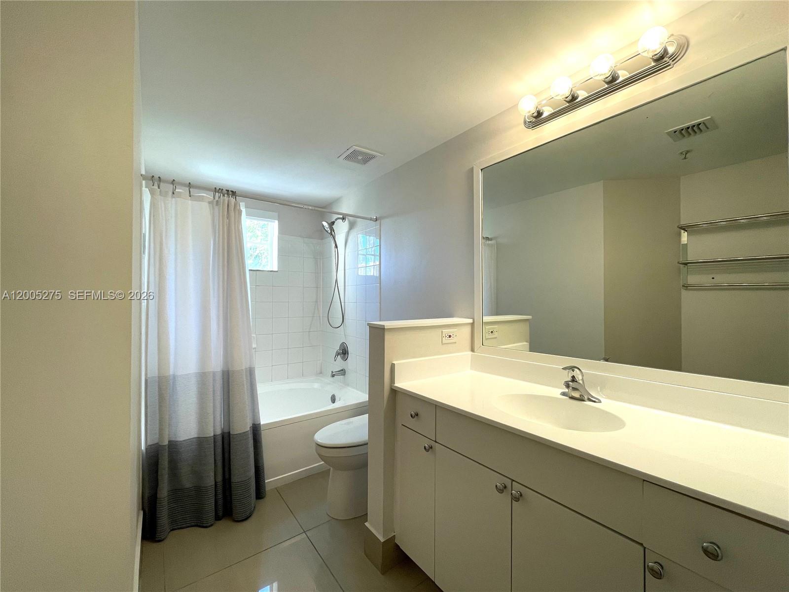 Photo of 17100 Bay Rd  #1517, Sunny Isles Beach, Florida, 33160 - 