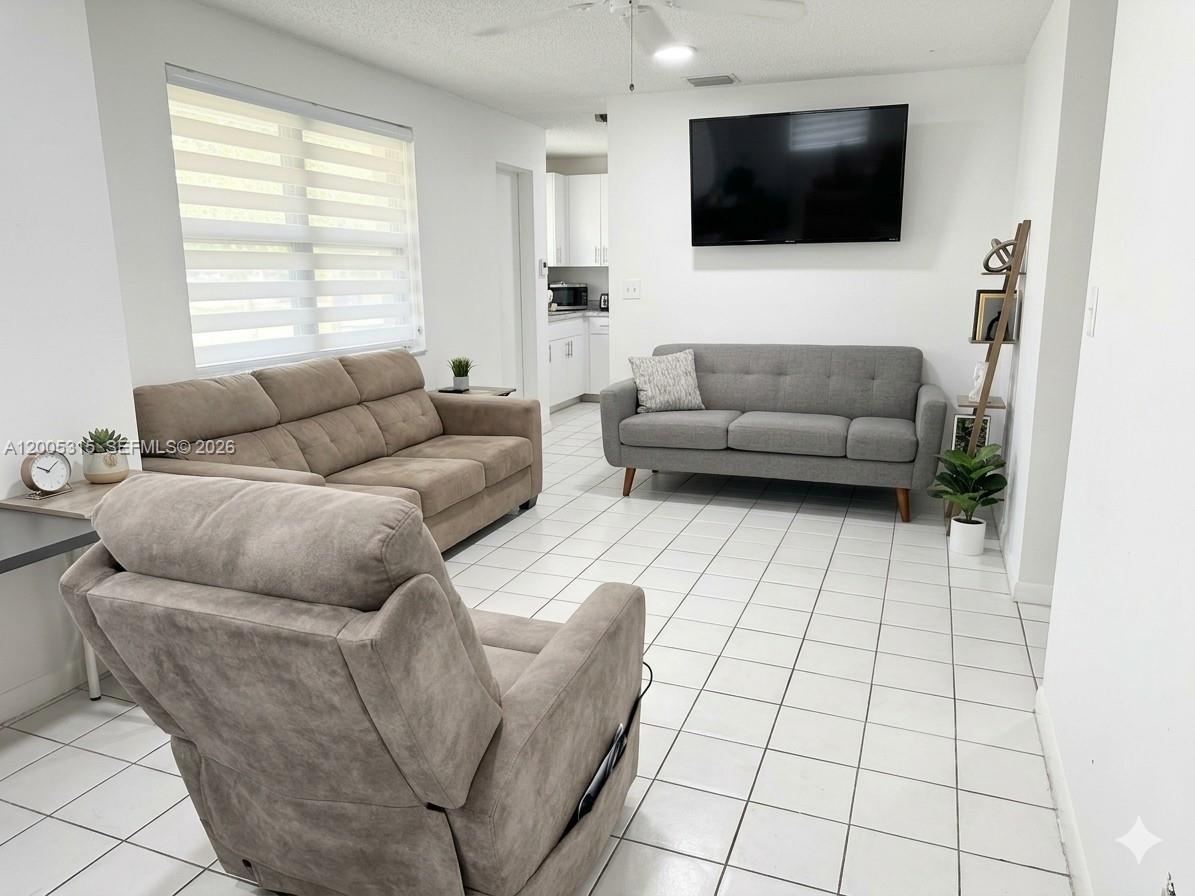   /  1623 sq. ft. $ 2026-04-21 0 Photo