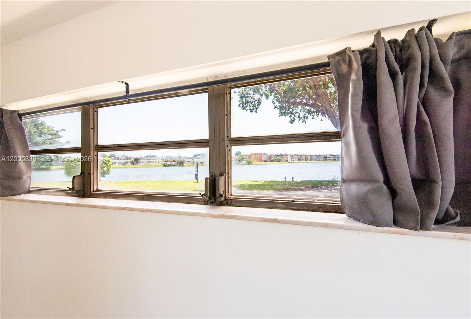 100-1 2 / 2 1633 sq. ft. $ 2026-04-21 0 Photo