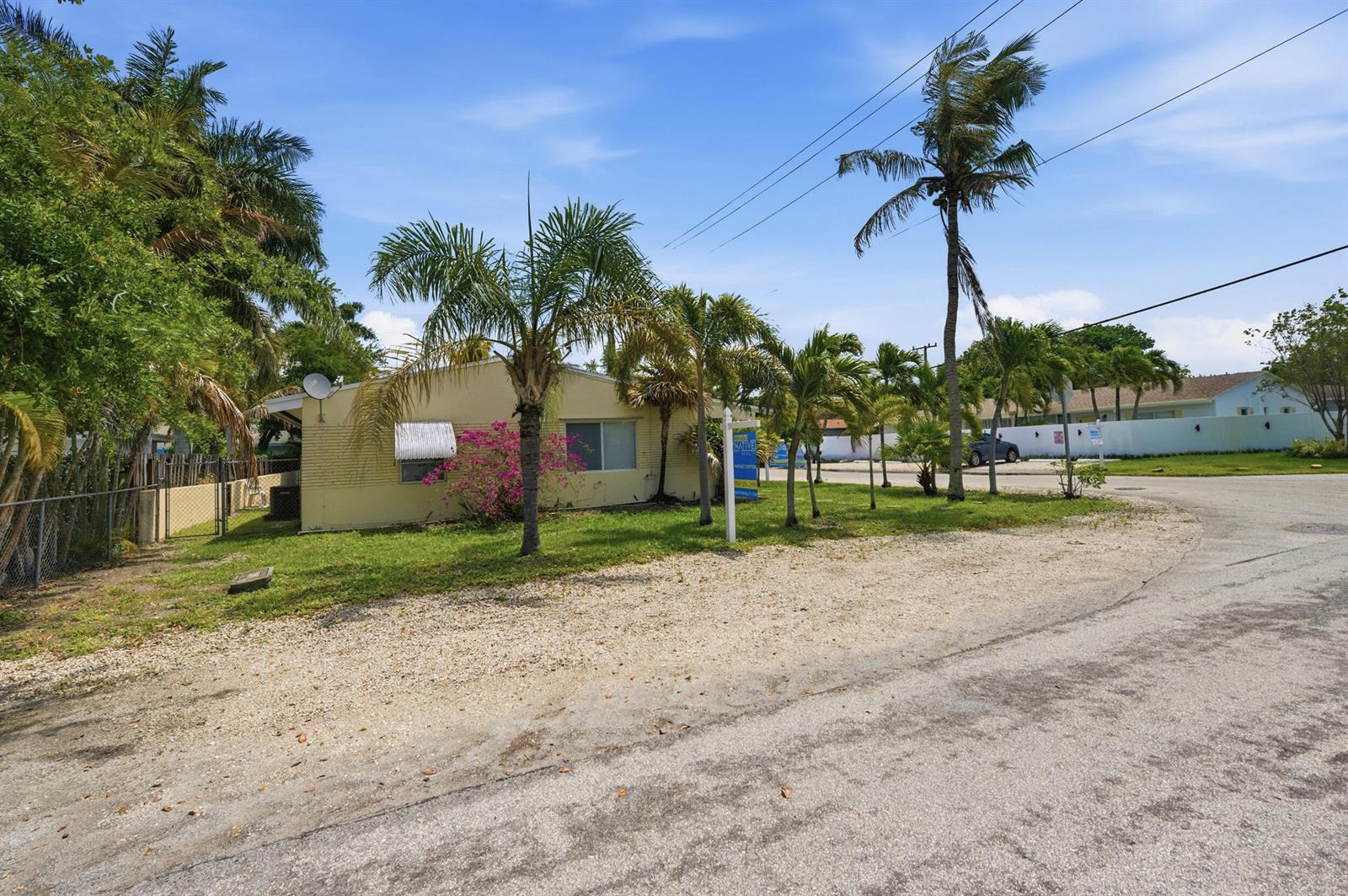 Ver detalles / 0 2000 sq. ft. $ 2026-05-19 0 foto