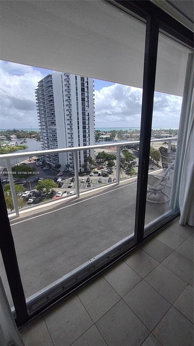 Photo of 3731 Country Club Dr  #1129, Aventura, Florida, 33180 - 