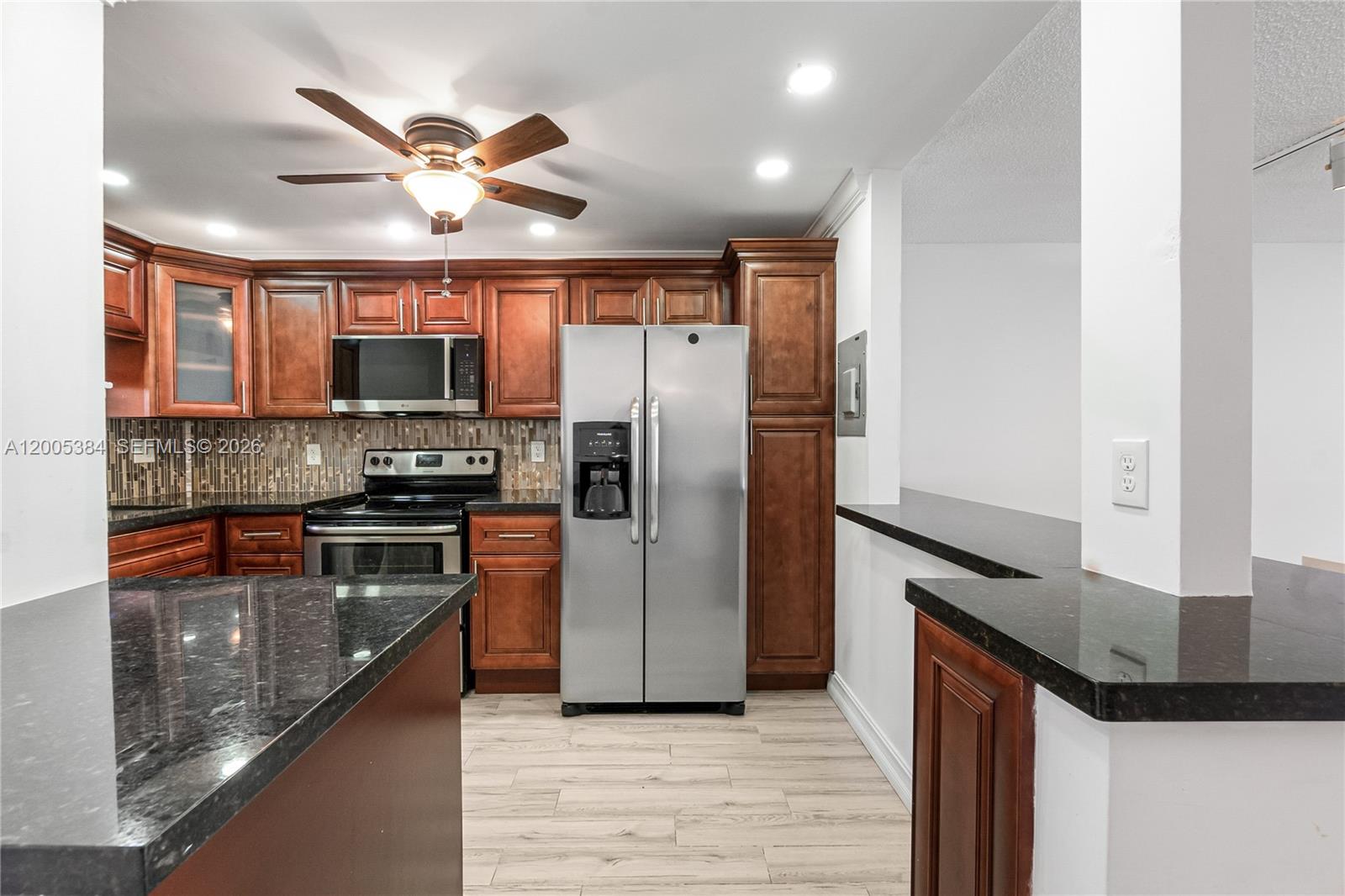 209 2 / 2 1170 кв.футов $ 2026-04-21 0 Фото