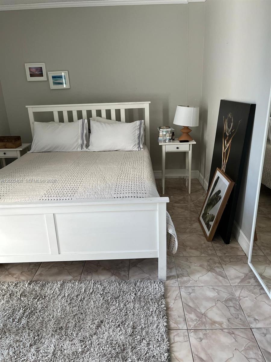 Photo of 3475 Country Club Dr  #312, Aventura, Florida, 33180 - 