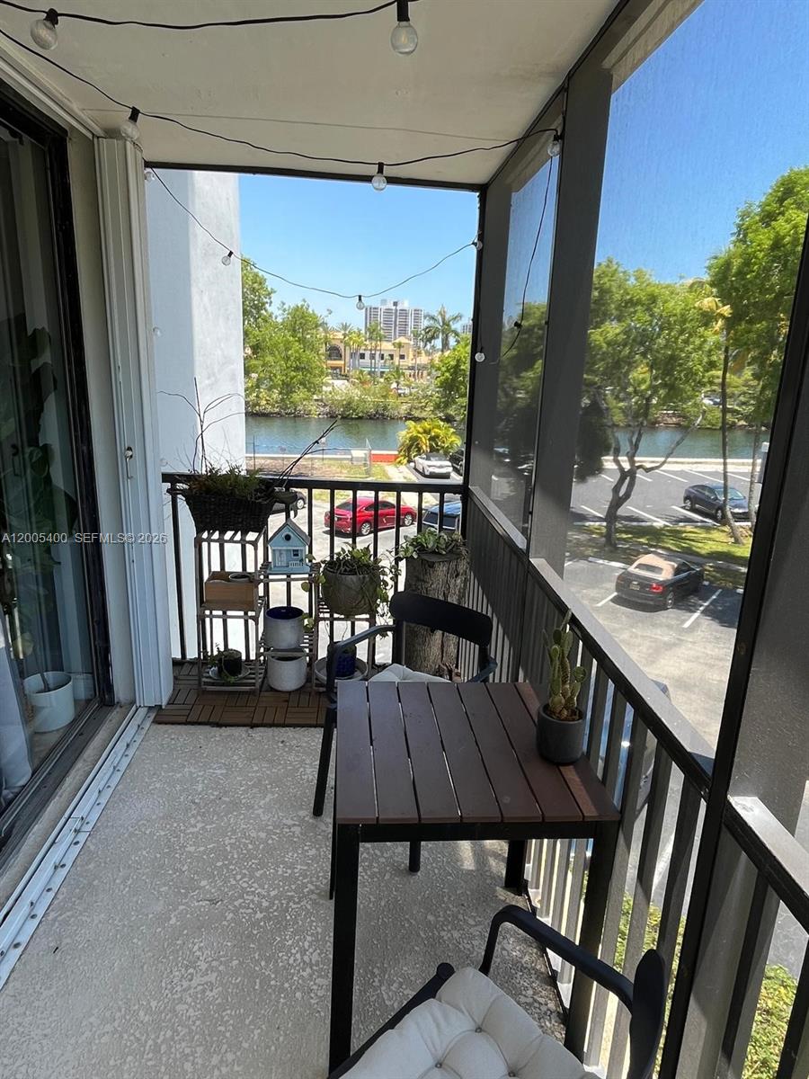 Photo of 3475 Country Club Dr  #312, Aventura, Florida, 33180 - 