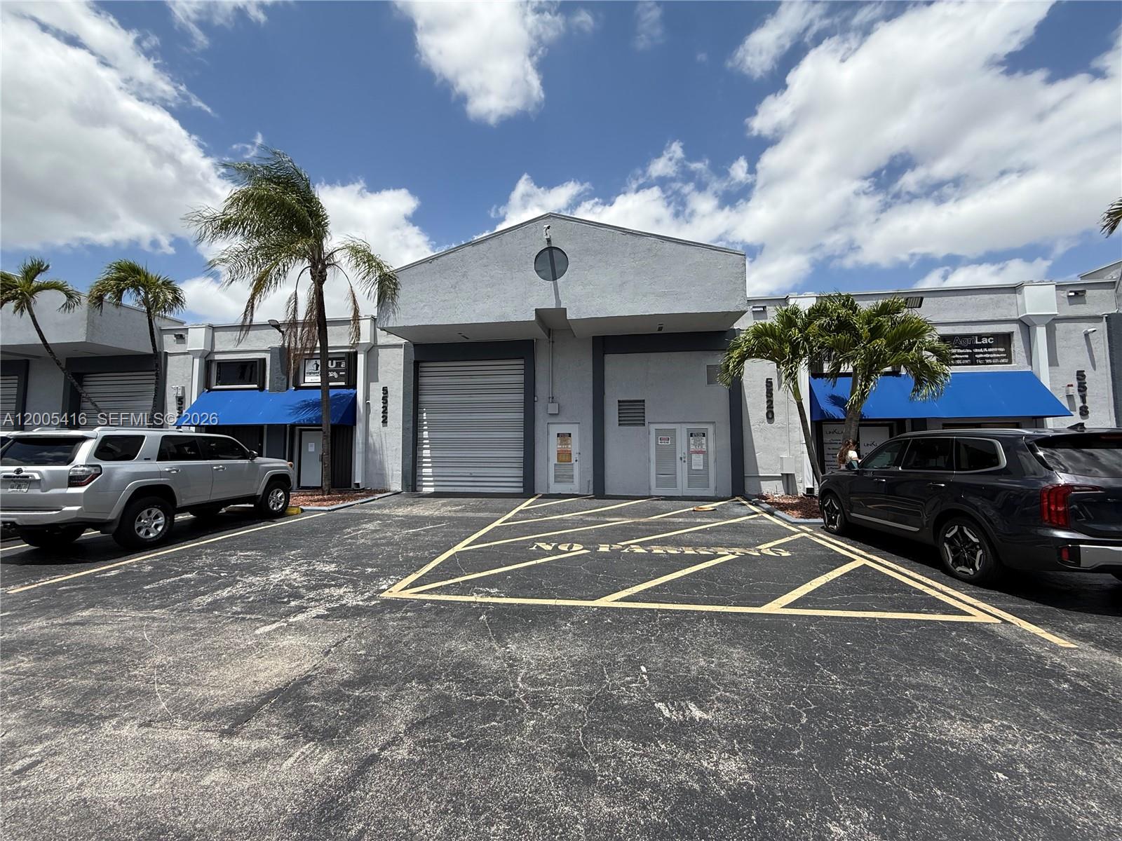 5520  /   sq. ft. $ 2026-04-21 0 Photo