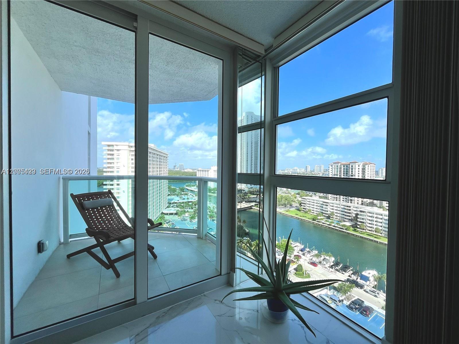 See details 1827 2 / 2 1603 sq. ft. $ 2026-04-21 0 Photo