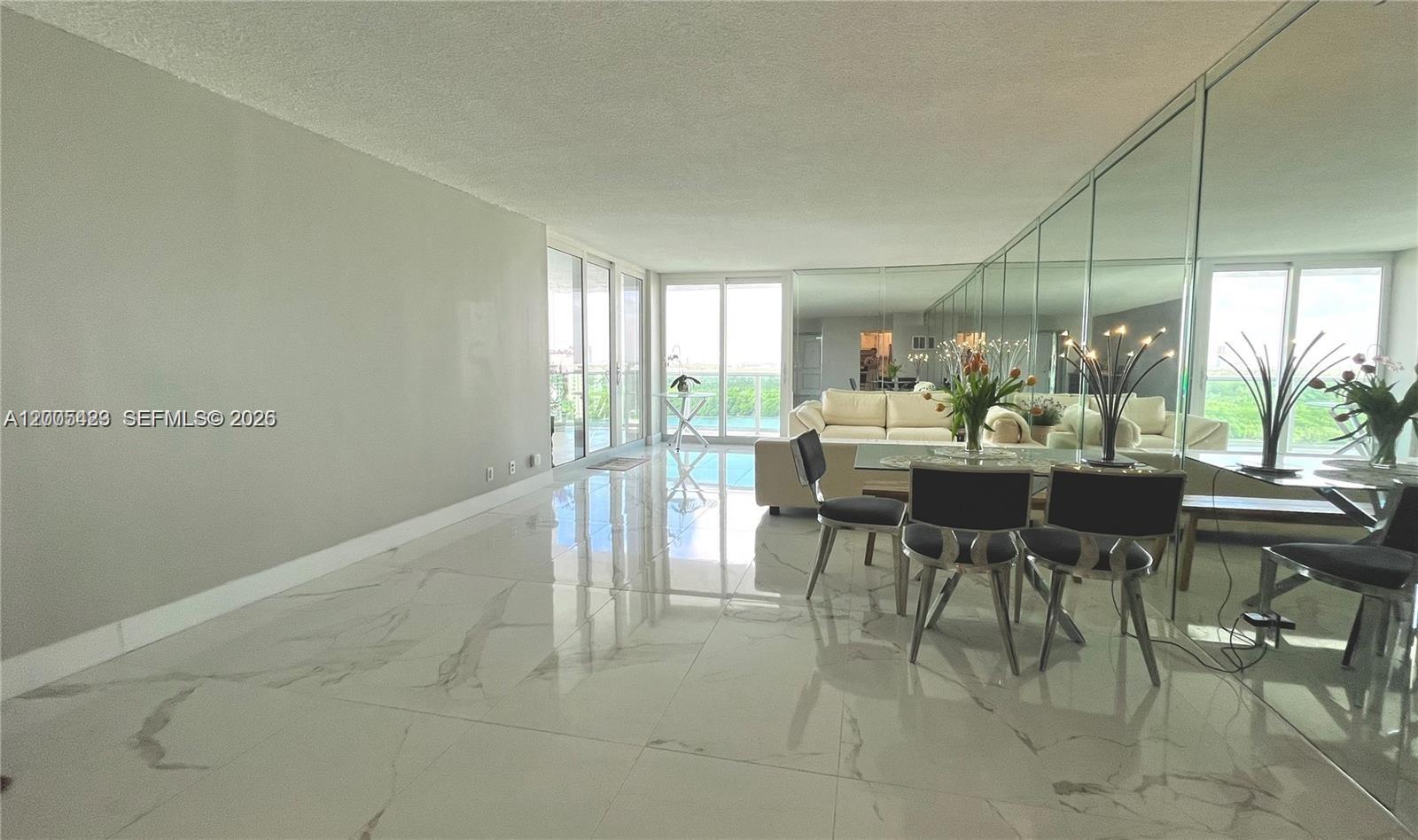 See details 1827 2 / 2 1603 sq. ft. $ 2026-04-21 0 Photo