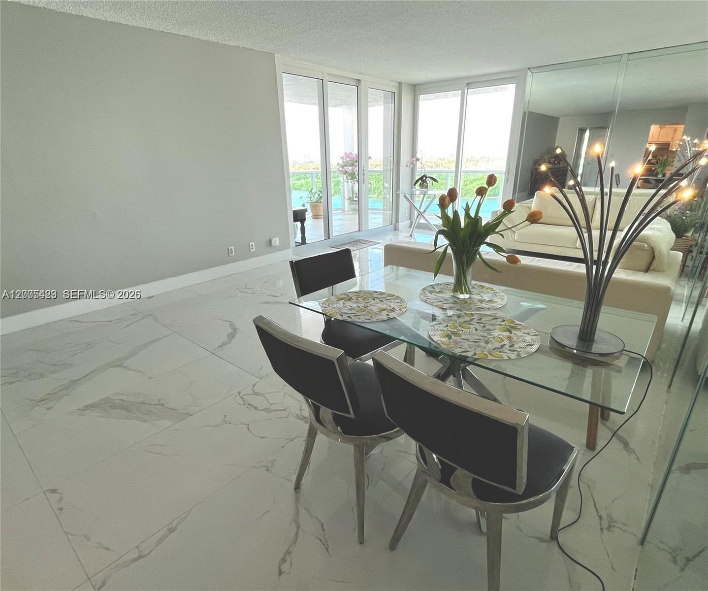 See details 1827 2 / 2 1603 sq. ft. $ 2026-04-21 0 Photo