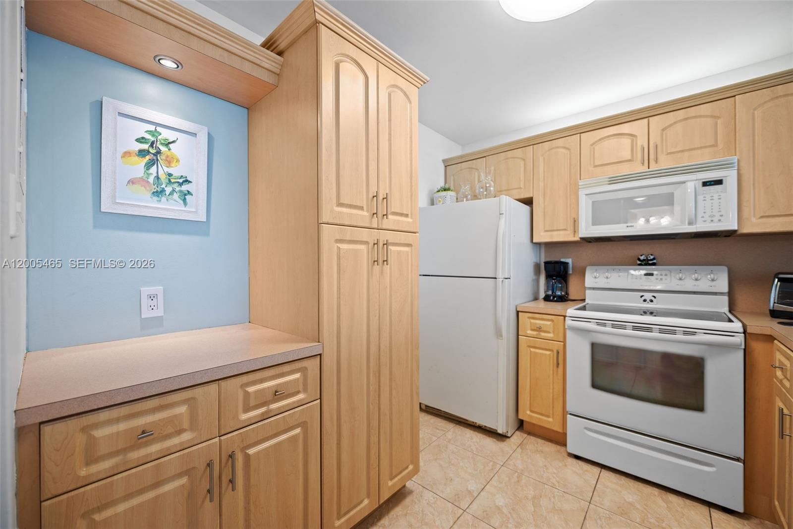 Photo of 3725 Ocean Dr  #1212, Hollywood, Florida, 33019 - 