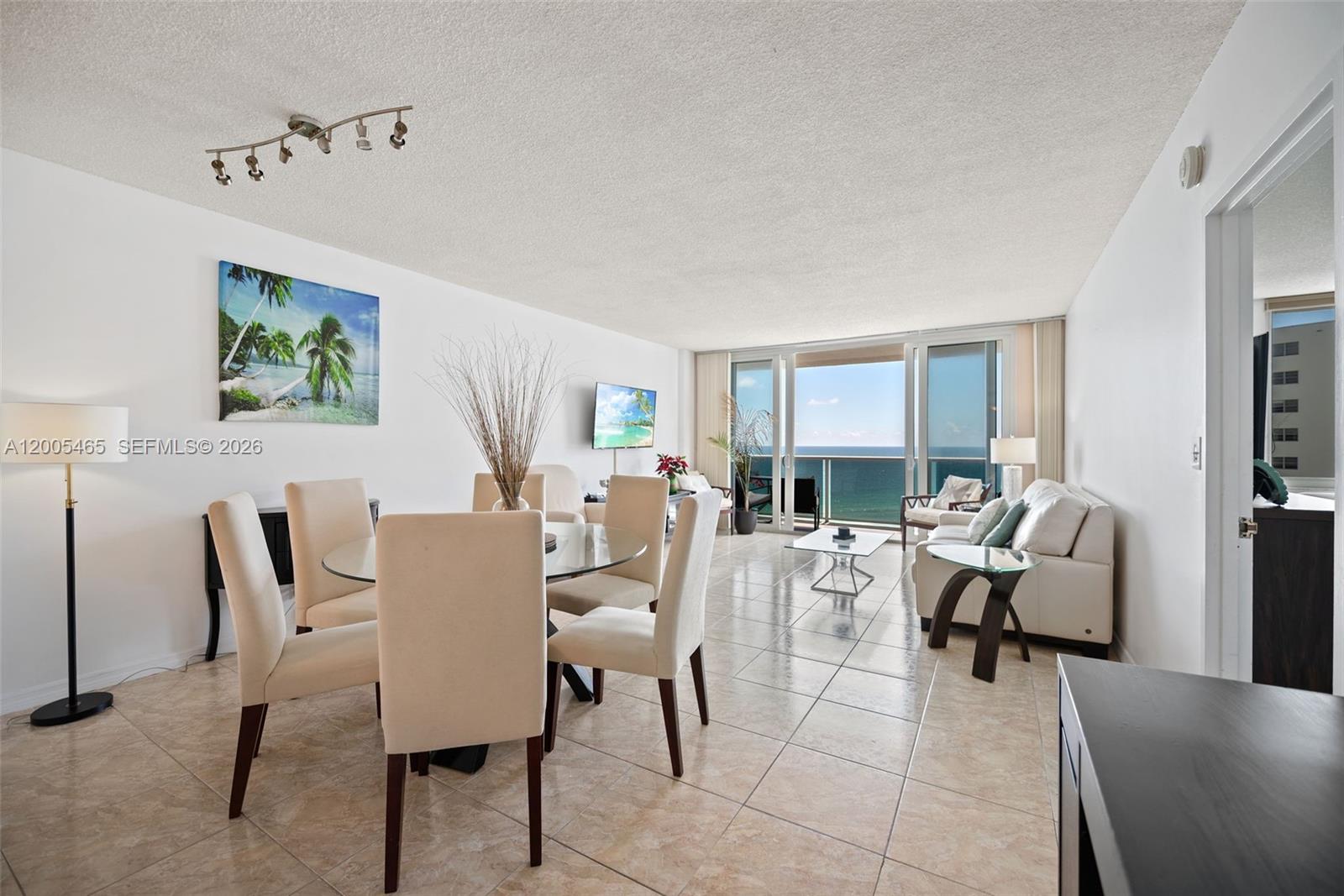 Photo of 3725 Ocean Dr  #1212, Hollywood, Florida, 33019 - 