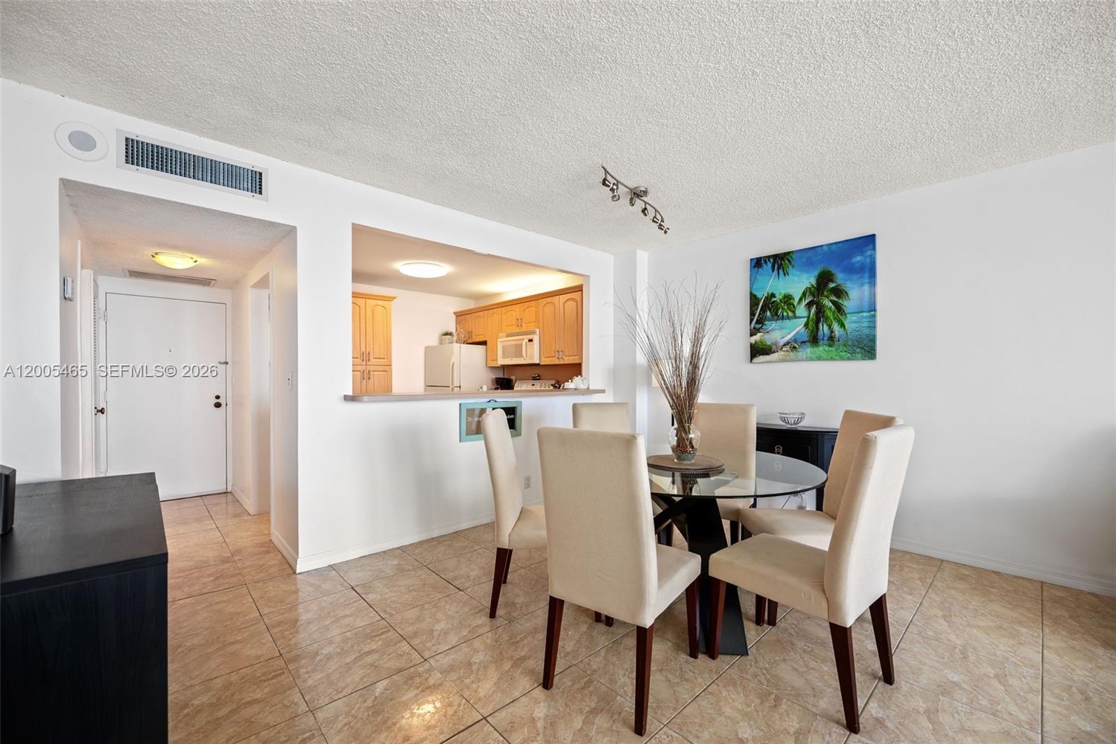 Photo of 3725 Ocean Dr  #1212, Hollywood, Florida, 33019 - 