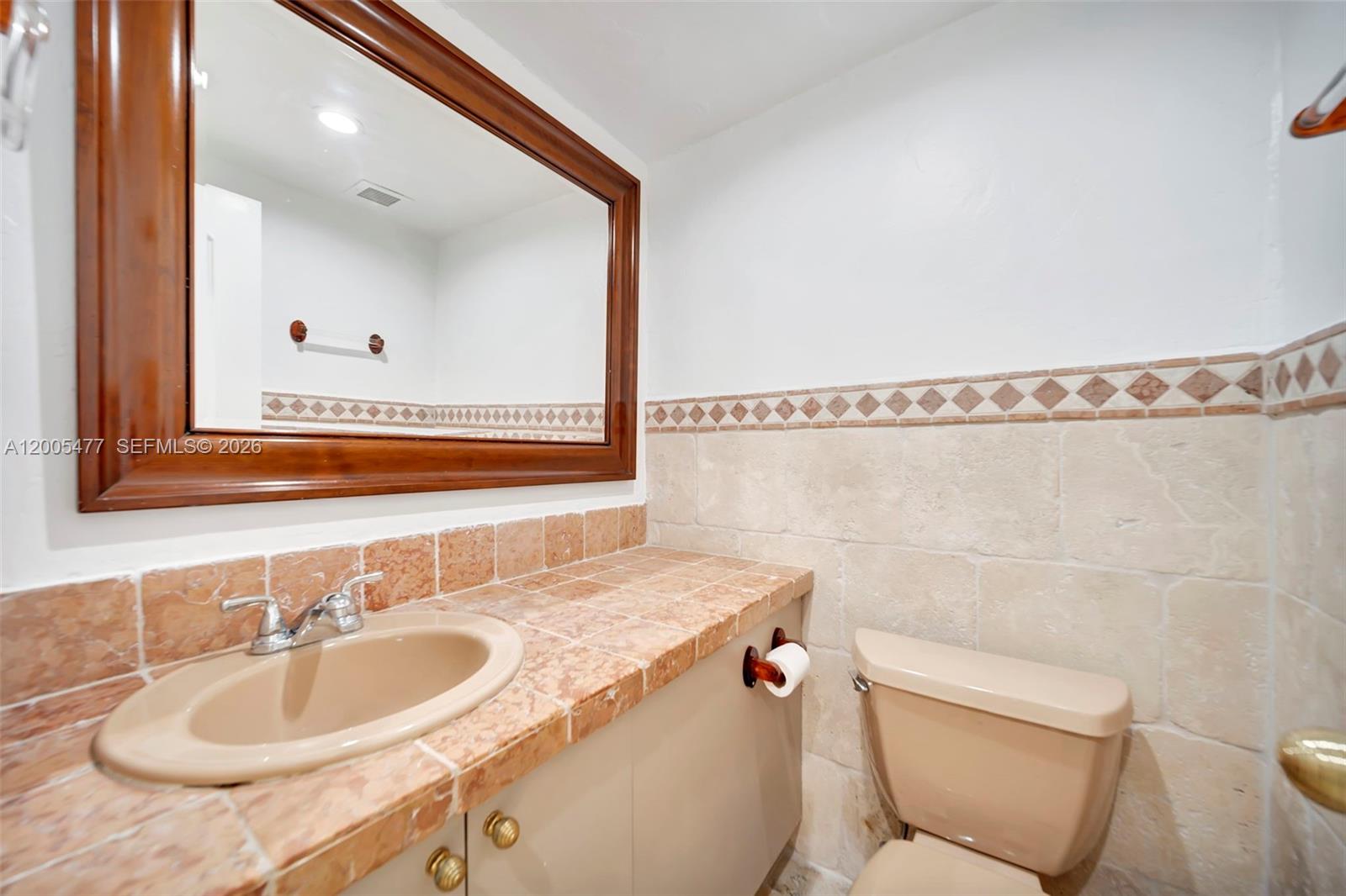 20A 1 / 2 870 sq. ft. $ 2026-04-21 0 Photo