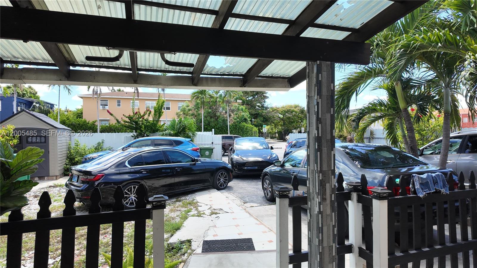 See details / 3059 sq. ft. $ 2026-04-30 0 Photo