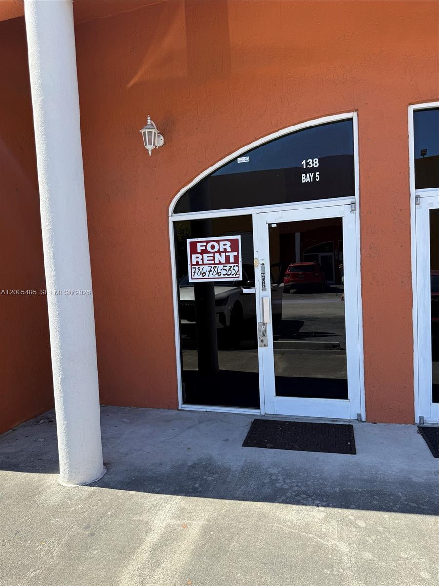 138  /   sq. ft. $ 2026-04-21 0 Photo