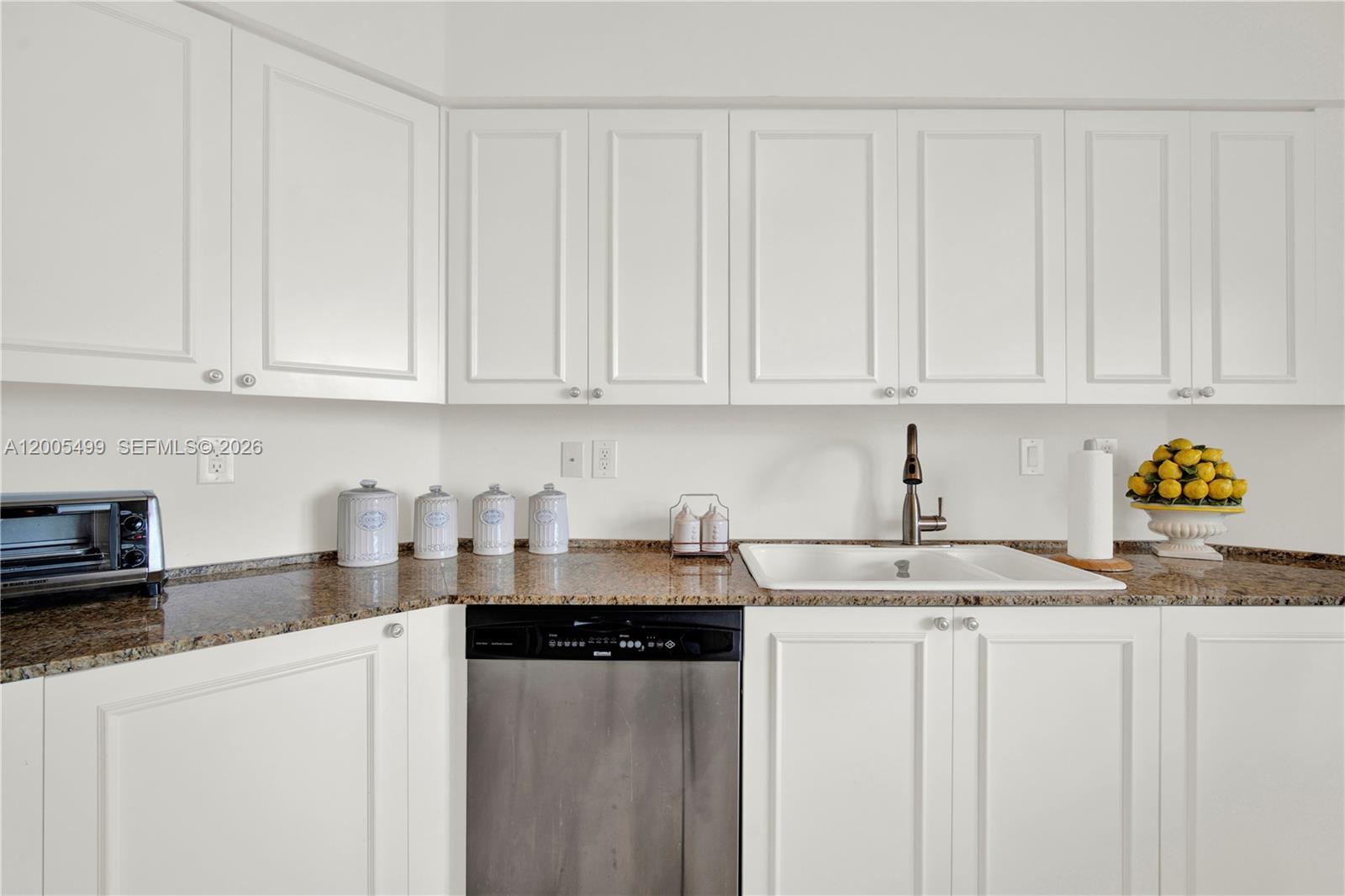 Photo of 3370 Hidden Bay Dr  #1702, Aventura, Florida, 33180 - 