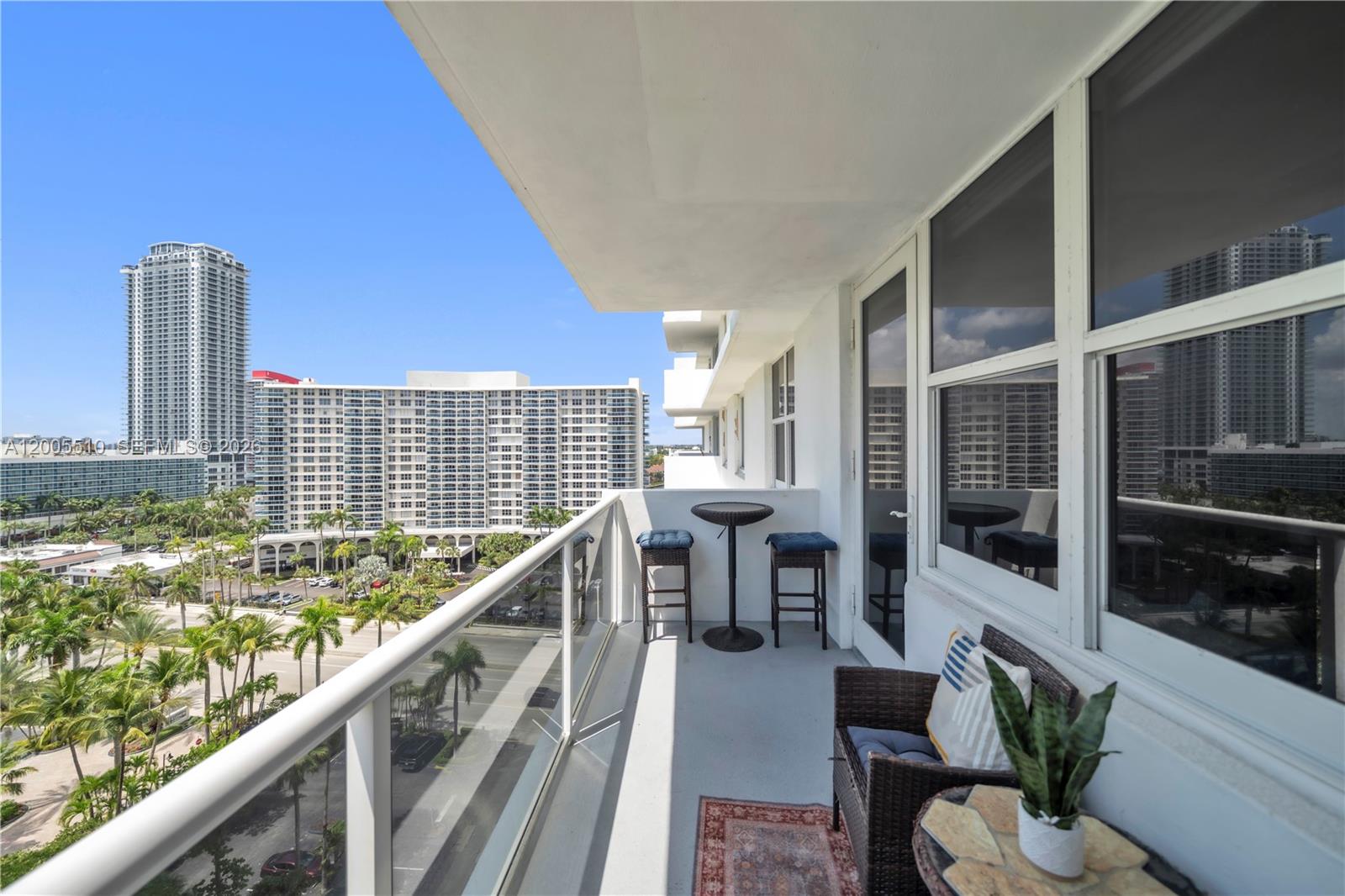 Photo of 3725 Ocean Dr  #1220, Hollywood, Florida, 33019 - 