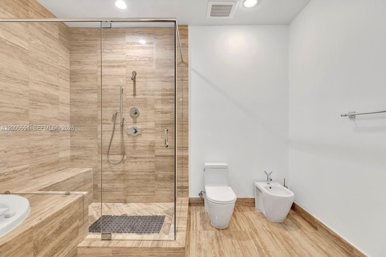 4002 3 / 4 1974 sq. ft. $ 2026-04-22 0 Photo