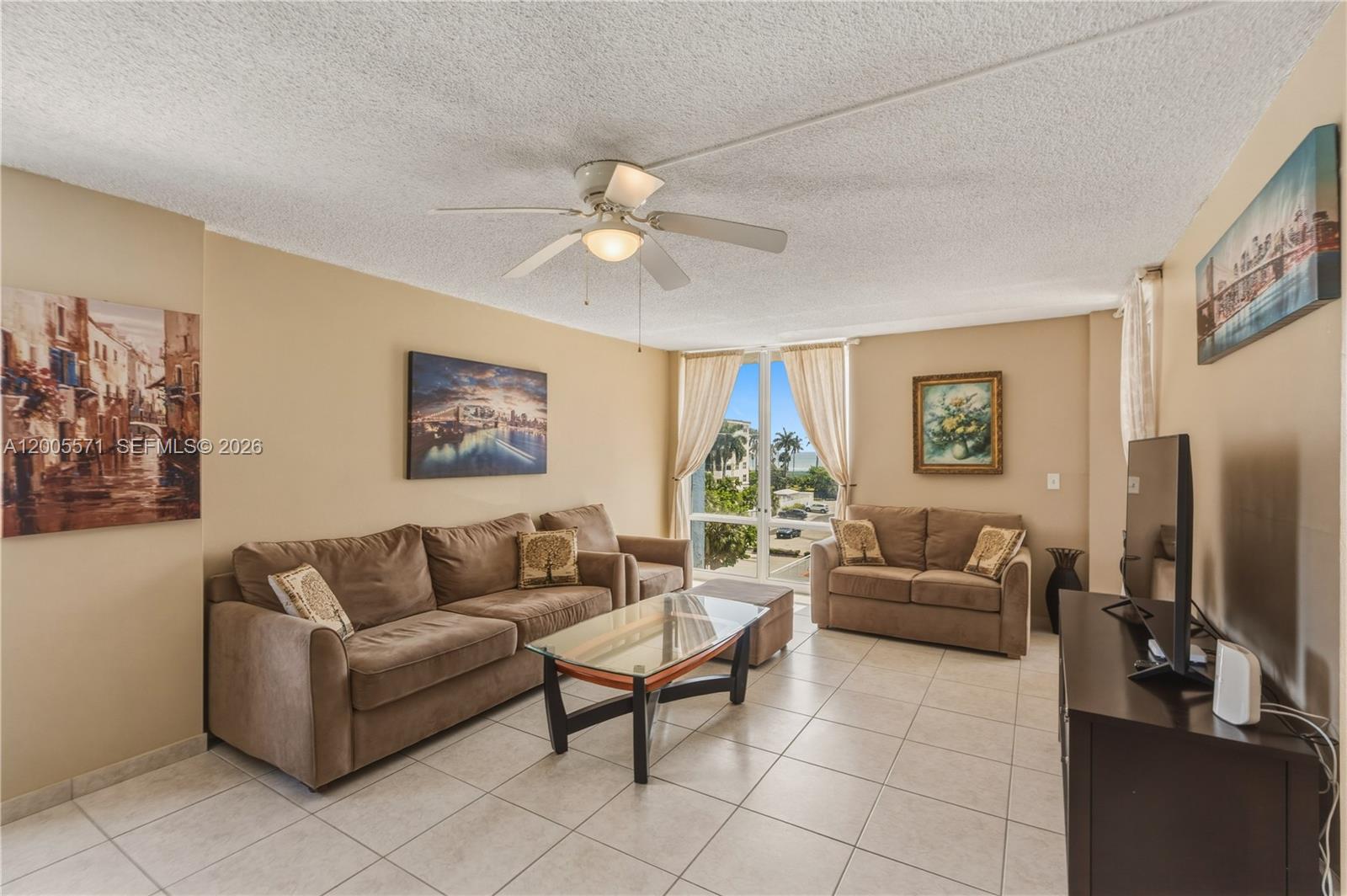 Photo of 1600 Ocean Dr  #4G, Hollywood, Florida, 33019 - 