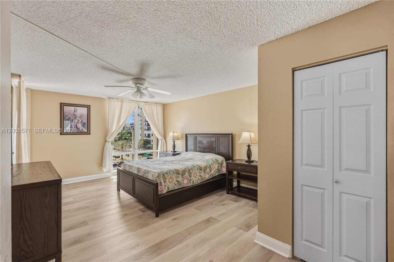 Photo of 1600 Ocean Dr  #4G, Hollywood, Florida, 33019 - 