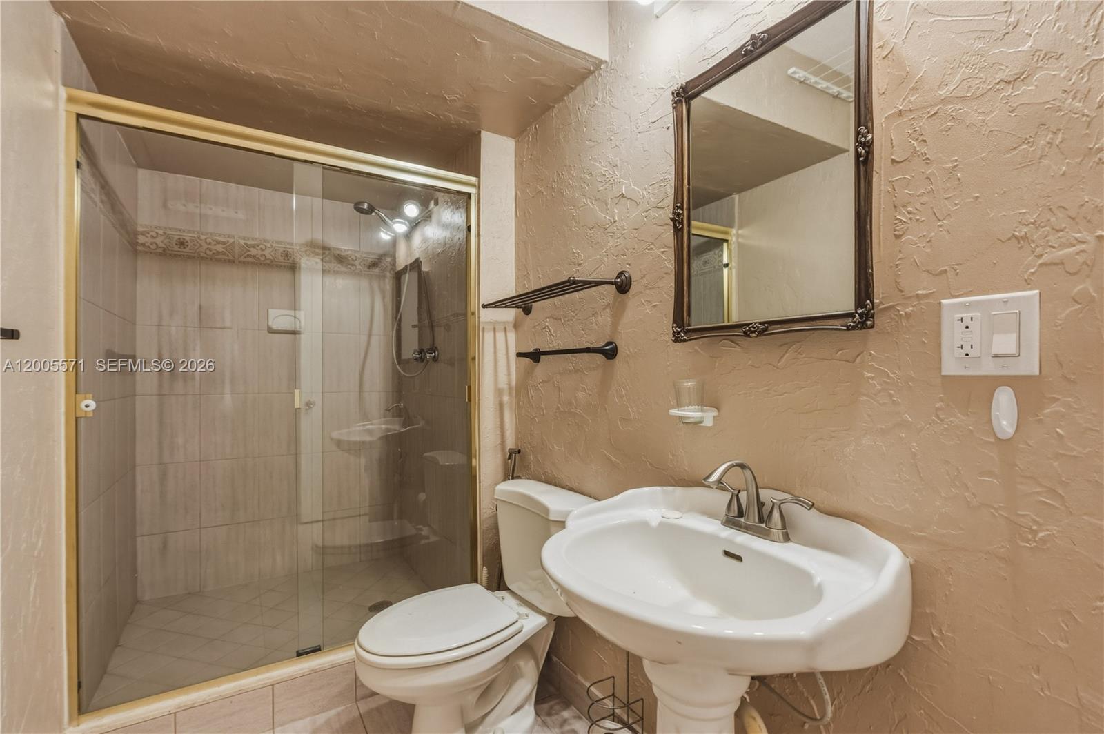 Photo of 1600 Ocean Dr  #4G, Hollywood, Florida, 33019 - 