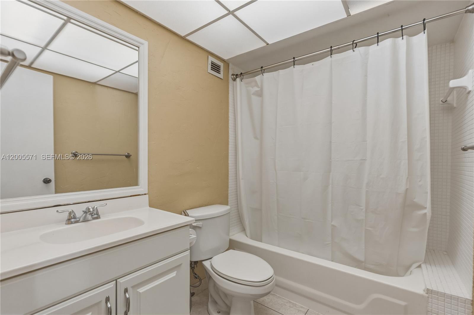 Photo of 1600 Ocean Dr  #4G, Hollywood, Florida, 33019 - 