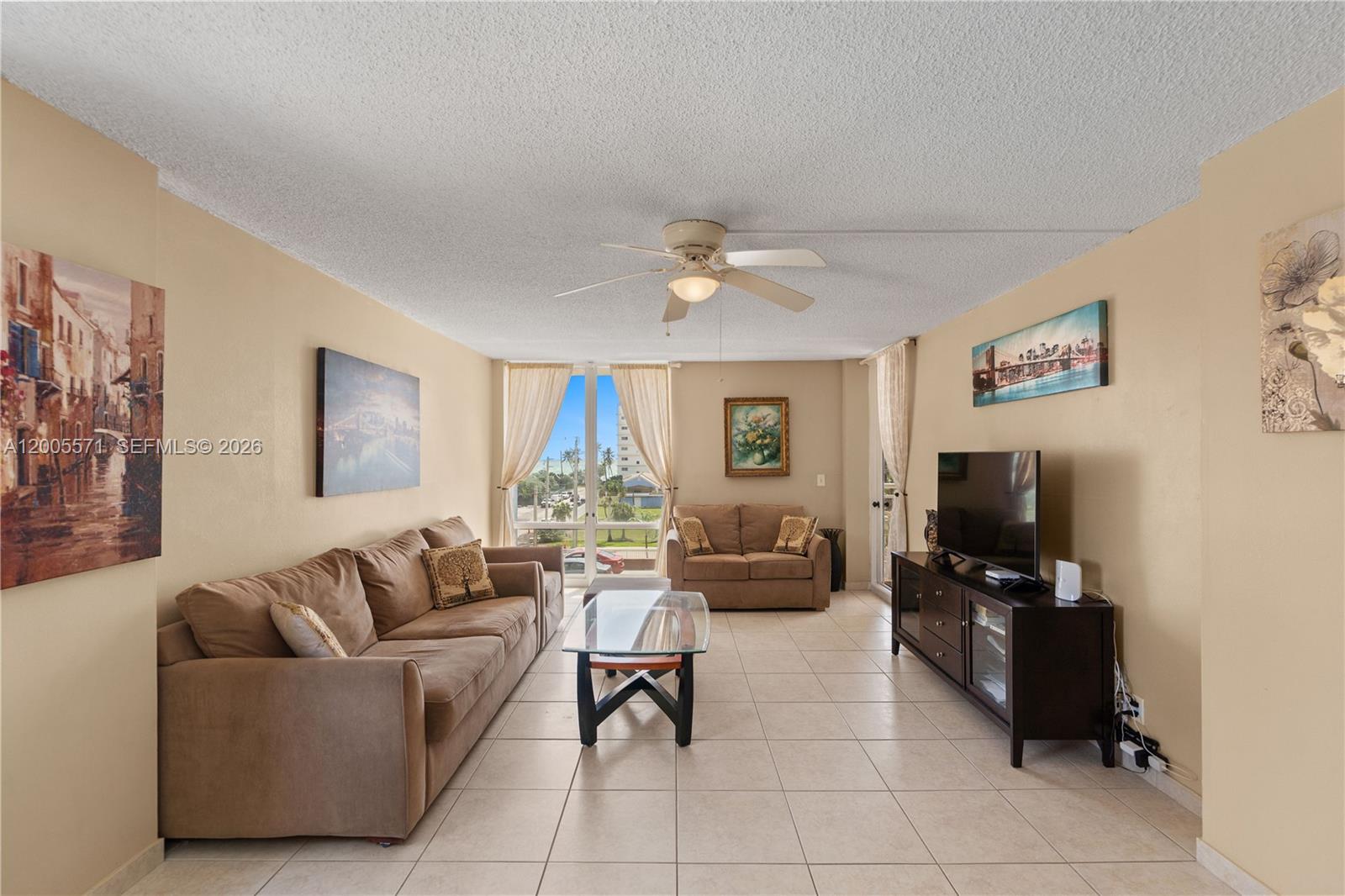 Photo of 1600 Ocean Dr  #4G, Hollywood, Florida, 33019 - 
