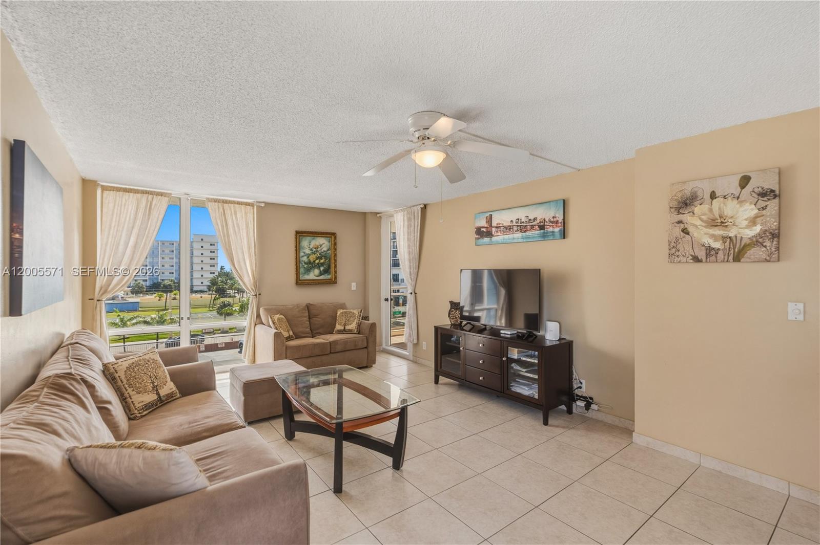 Photo of 1600 Ocean Dr  #4G, Hollywood, Florida, 33019 - 