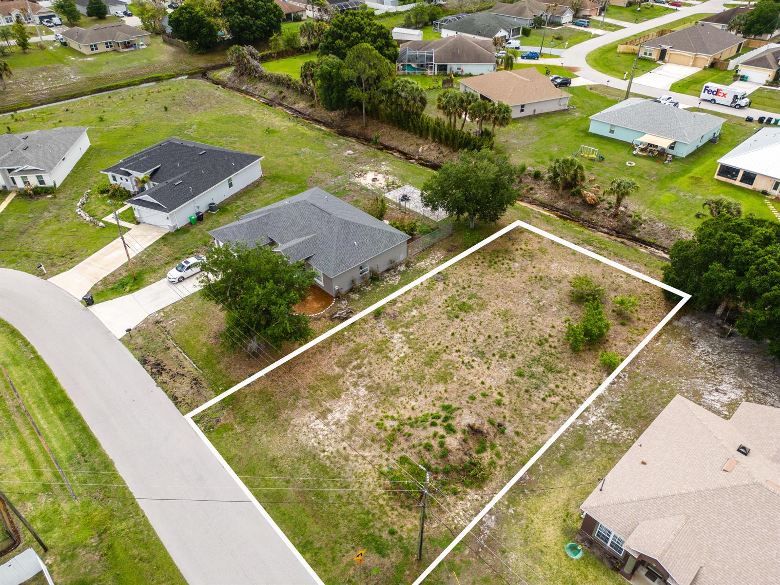   / 0  sq. ft. $ 2026-06-15 0 foto