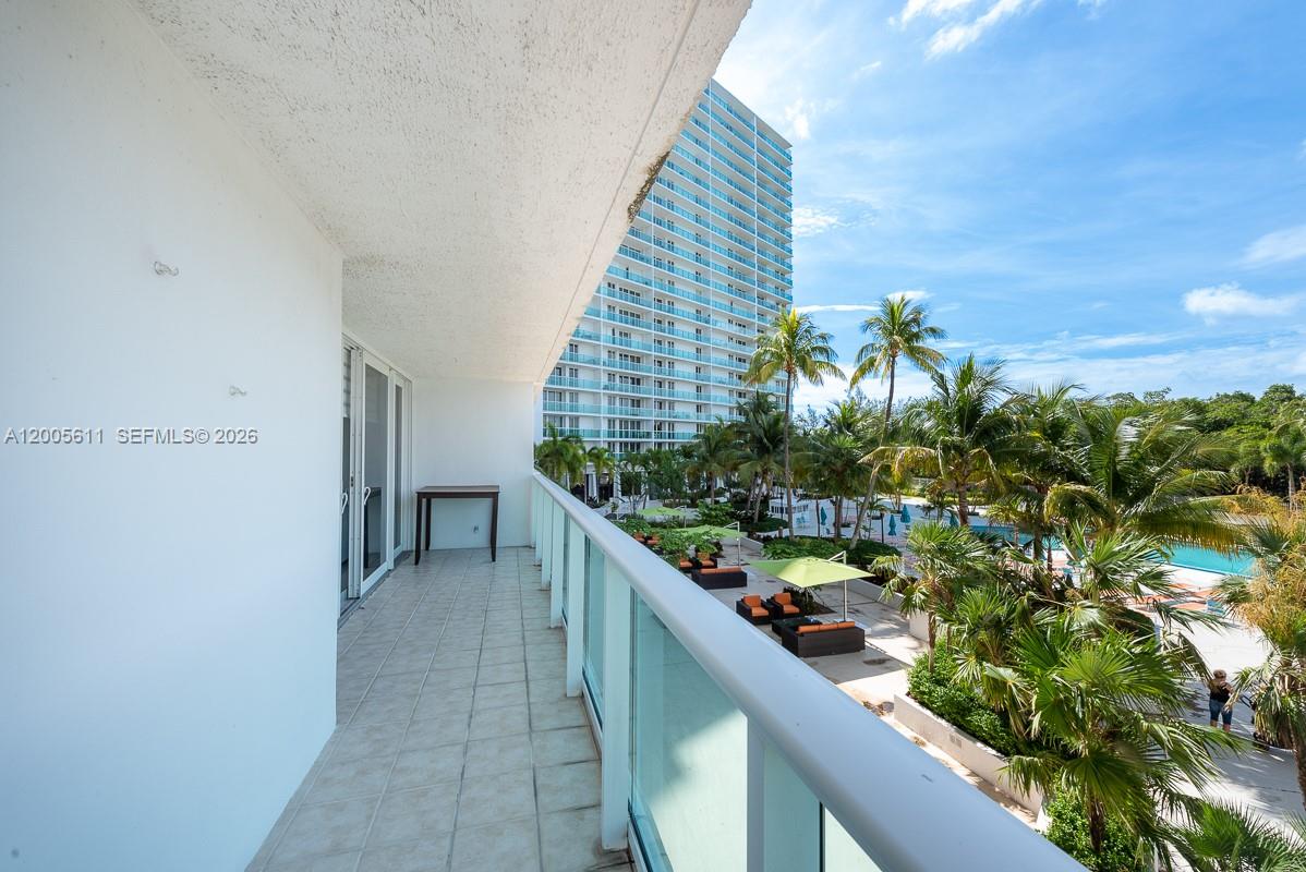226 2 / 2 1521 sq. ft. $ 2026-04-22 0 Photo