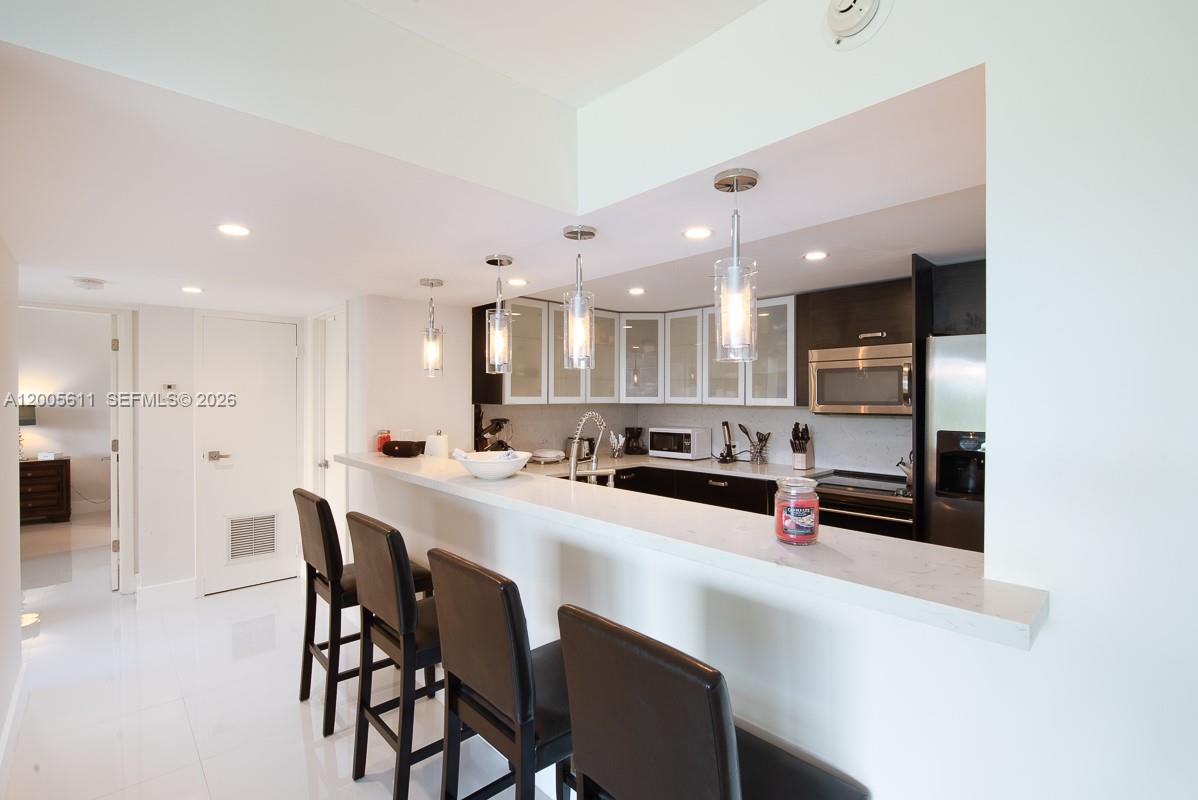 226 2 / 2 1521 sq. ft. $ 2026-04-22 0 Photo