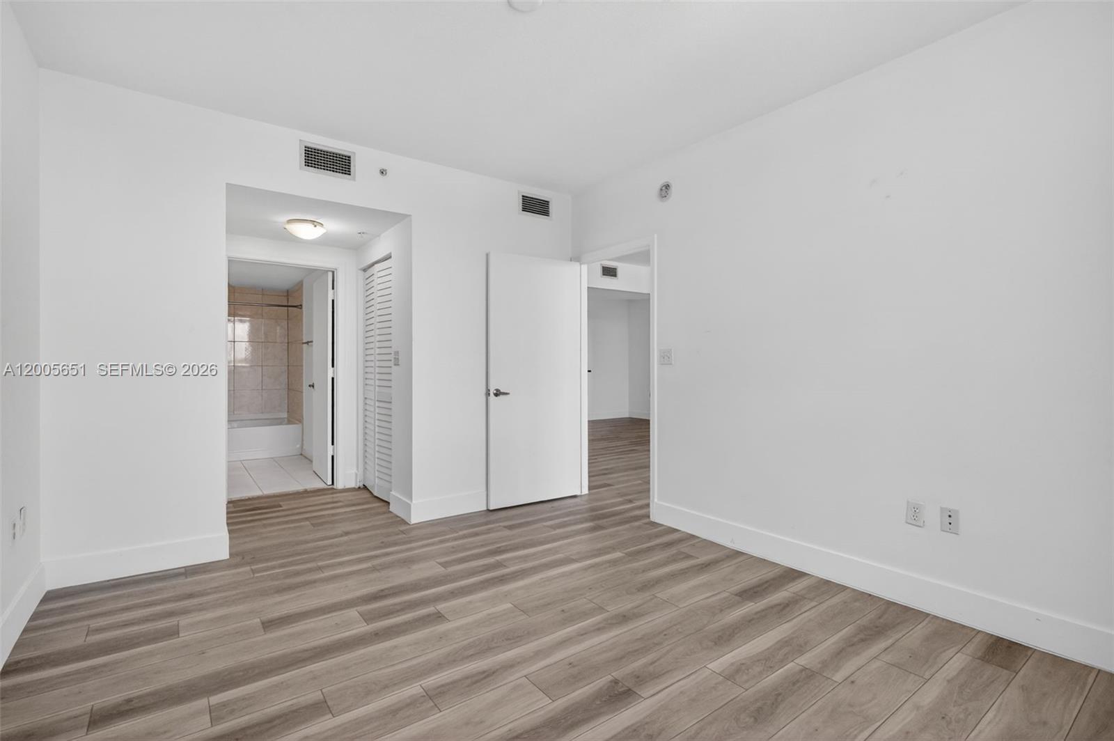 Photo of 2775 187th St  #202, Aventura, Florida, 33180 - 