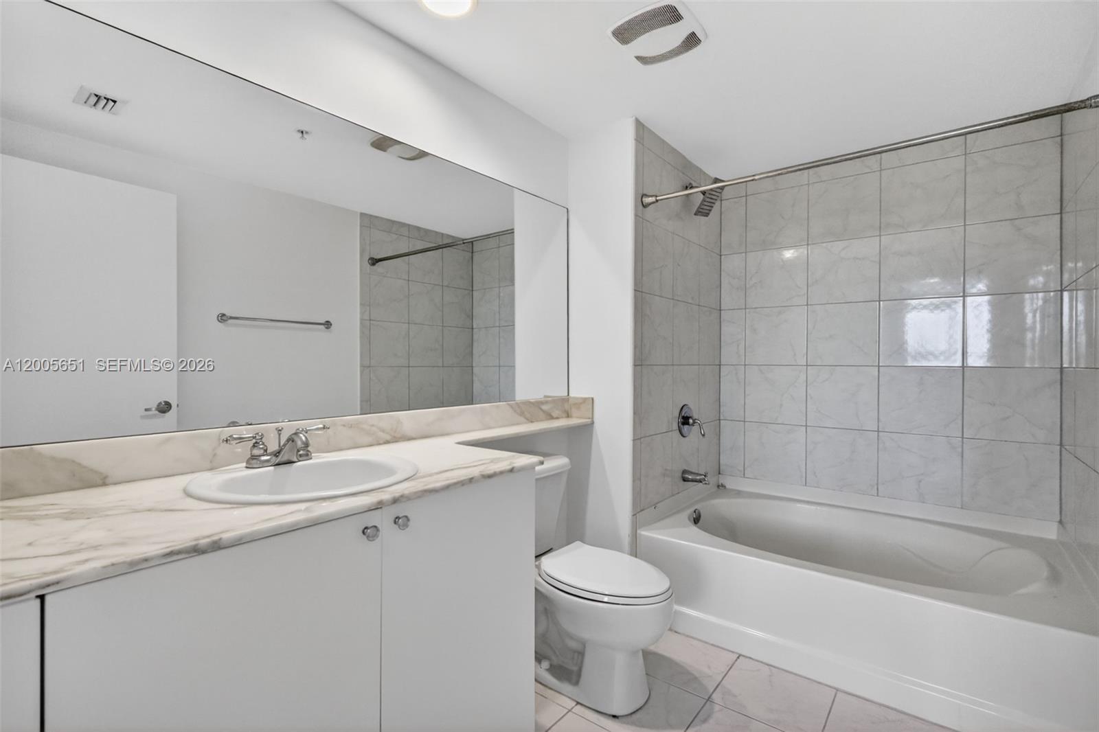 Photo of 2775 187th St  #202, Aventura, Florida, 33180 - 