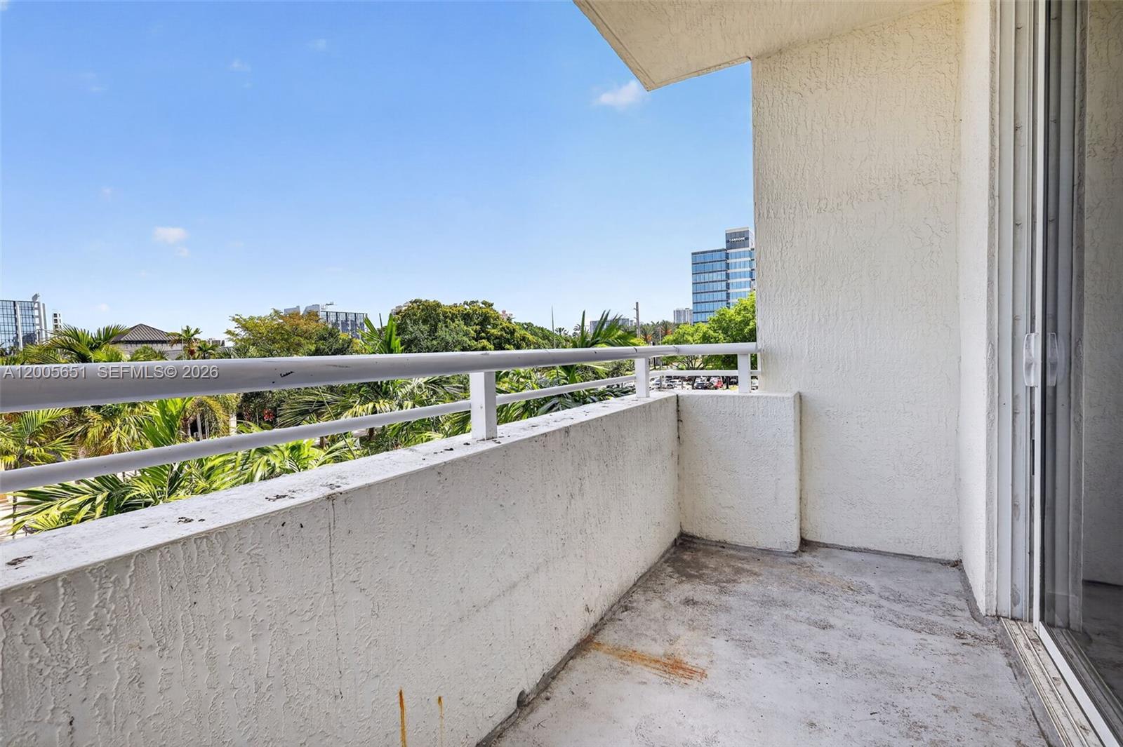 Photo of 2775 187th St  #202, Aventura, Florida, 33180 - 