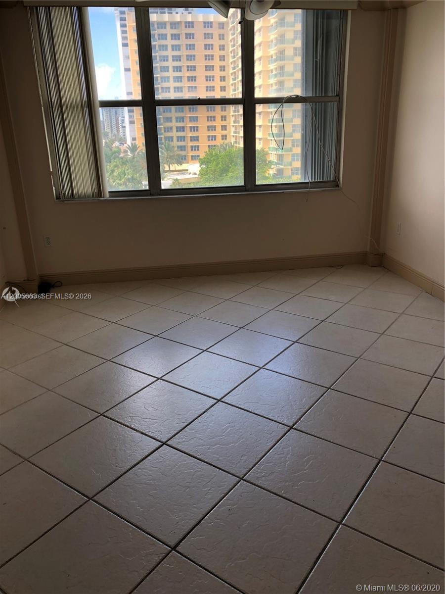 Photo of 2751 Ocean Dr  #701N, Hollywood, Florida, 33019 - 