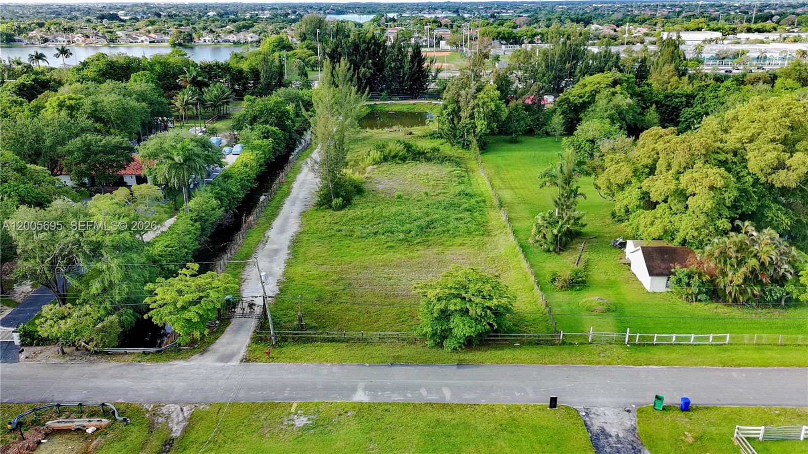   /   sq. ft. $ 2026-04-22 0 Photo