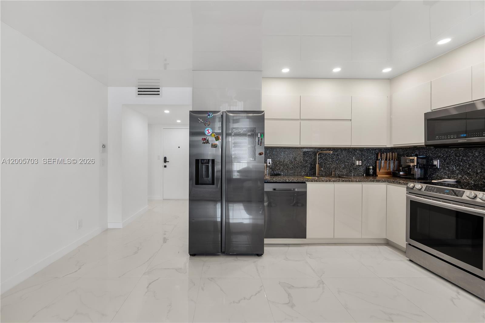 Photo of 1865 Ocean Dr  #15B, Hallandale Beach, Florida, 33009 - 