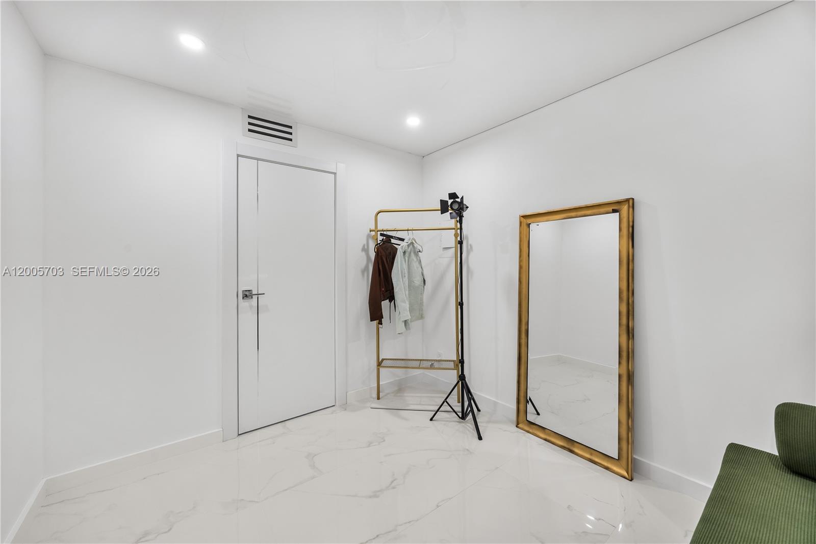 Photo of 1865 Ocean Dr  #15B, Hallandale Beach, Florida, 33009 - 