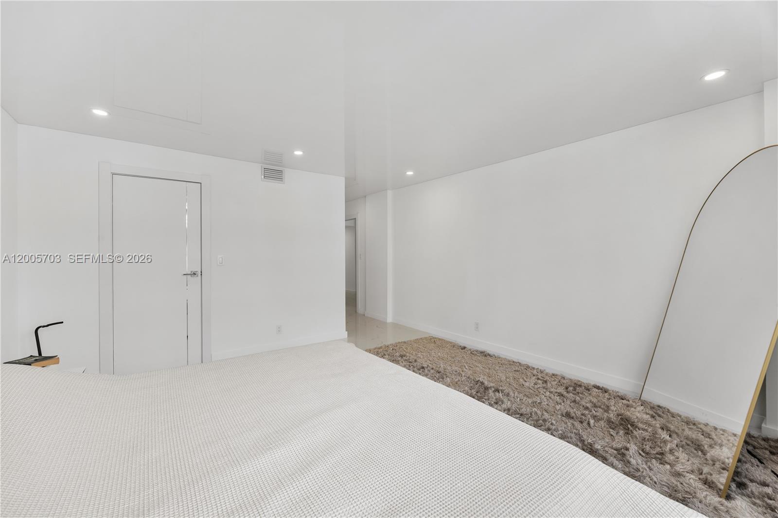 Photo of 1865 Ocean Dr  #15B, Hallandale Beach, Florida, 33009 - 